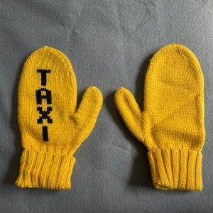 Kate Spade TAXI mittens